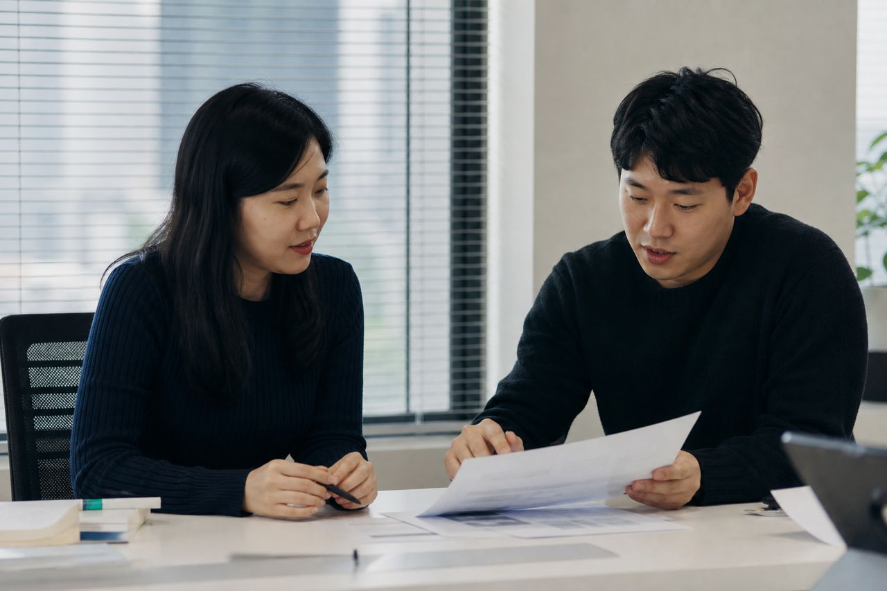 최근 대출에 대한 사용처가 기억이 안나는데 개인회생 신청이 가능한가? 관련 전문가 상담·서류 검토 장면